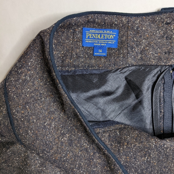 Pendleton Brownsville mid length wool skirt - Picture 3 of 9